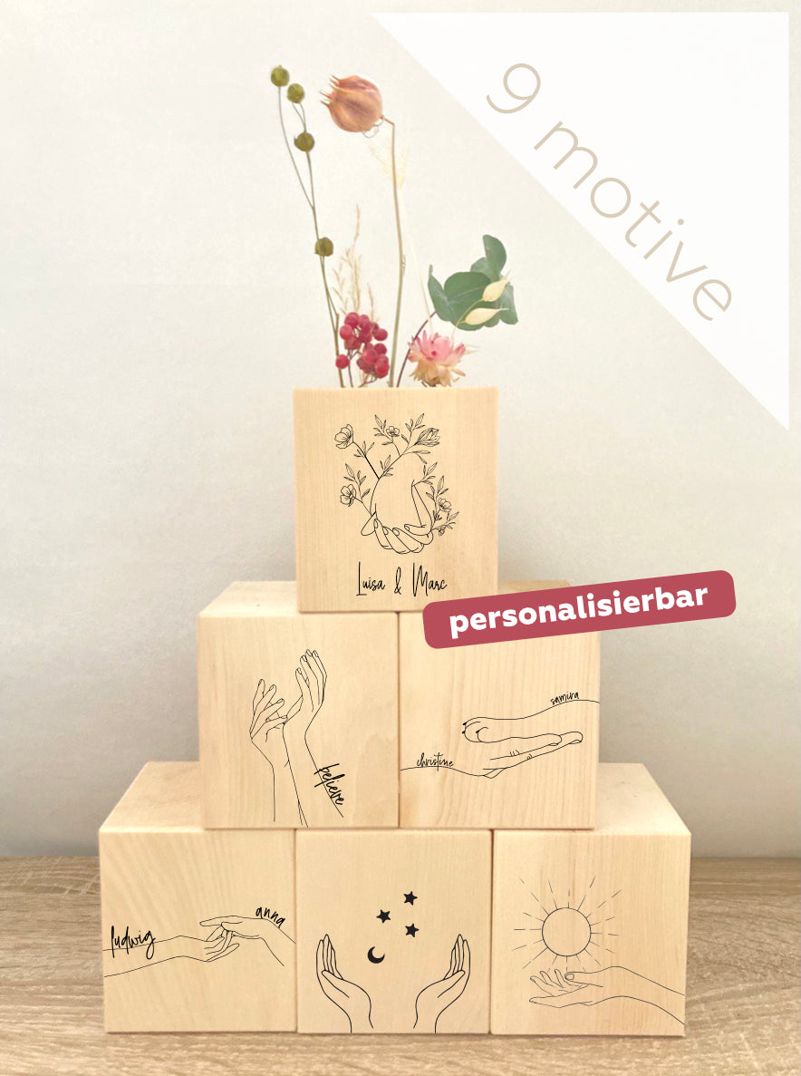 Zirben Flower Cubes / Hände Strichzeichnungen