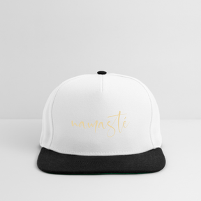 Snapback Cap / Namaste - Weiß/Schwarz